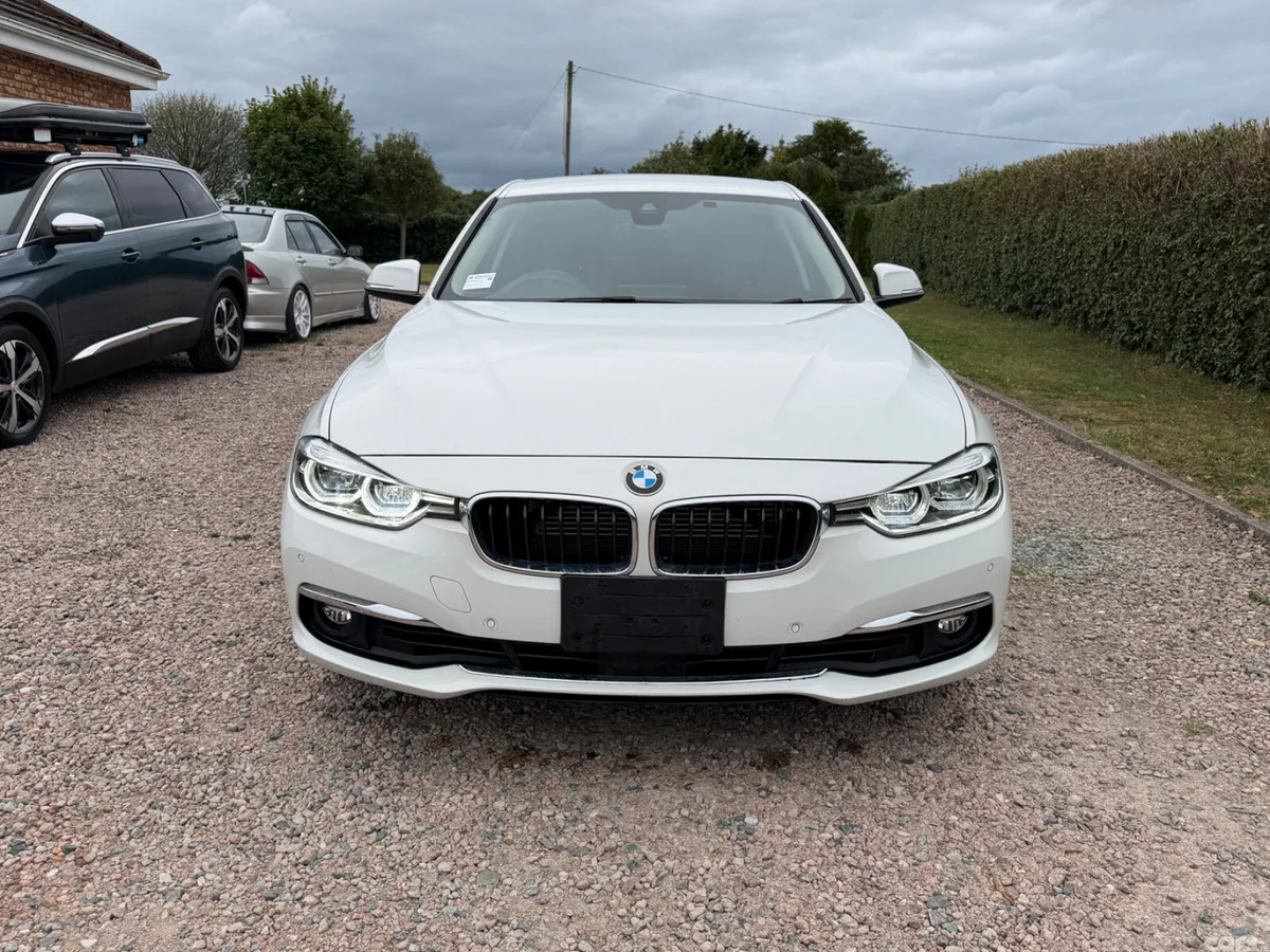 BMW 3-Series Saloon, Petrol Plug-in Hybrid, 2017, White