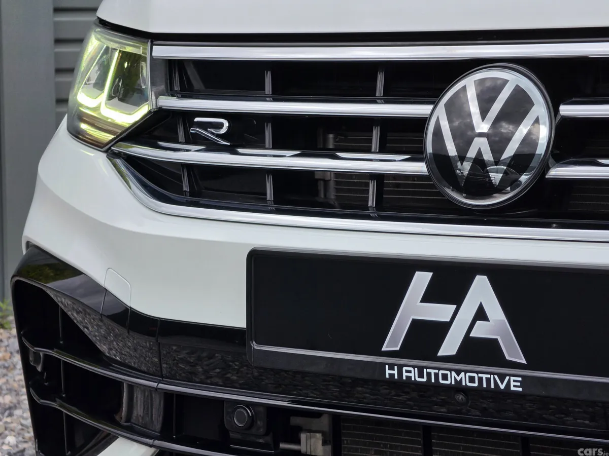 Volkswagen Tiguan SUV, Petrol, 2022, White