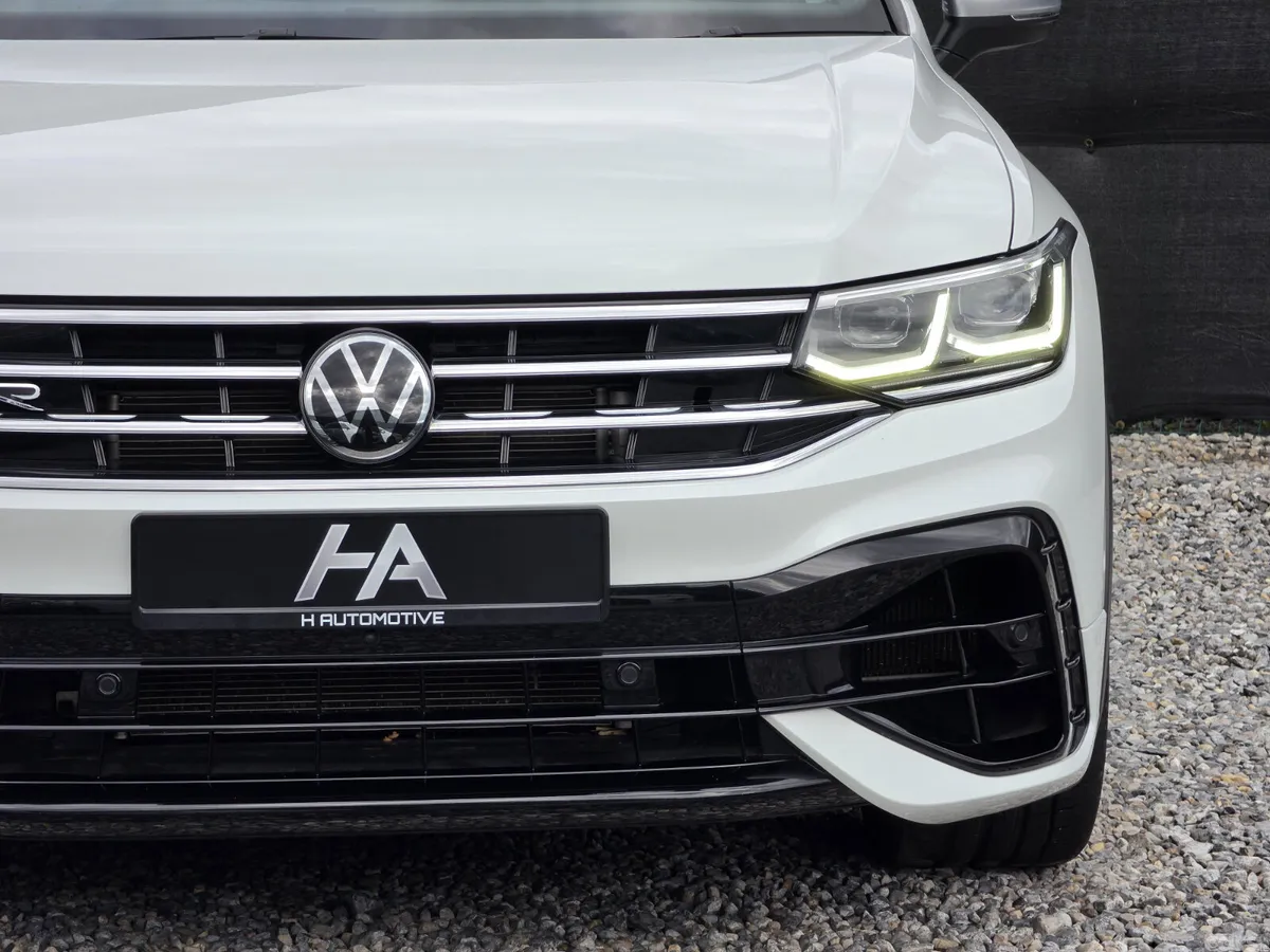 Volkswagen Tiguan SUV, Petrol, 2022, White