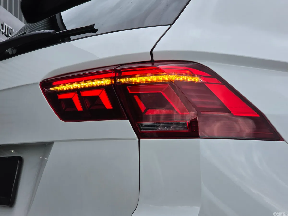 Volkswagen Tiguan SUV, Petrol, 2022, White