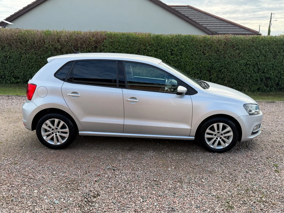 Volkswagen Polo Hatchback, Petrol, 2017, Silver