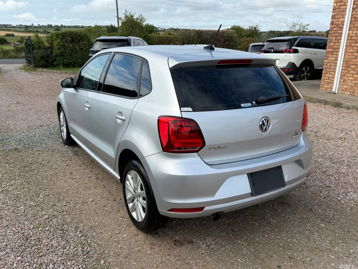 Volkswagen Polo Hatchback, Petrol, 2017, Silver