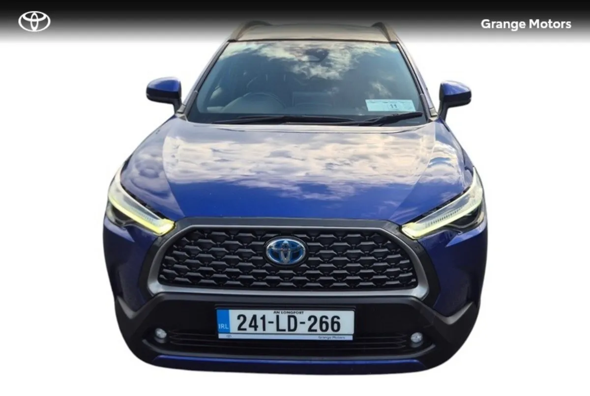 Toyota Corolla Cross Hatchback, Petrol Hybrid, 2024, Blue