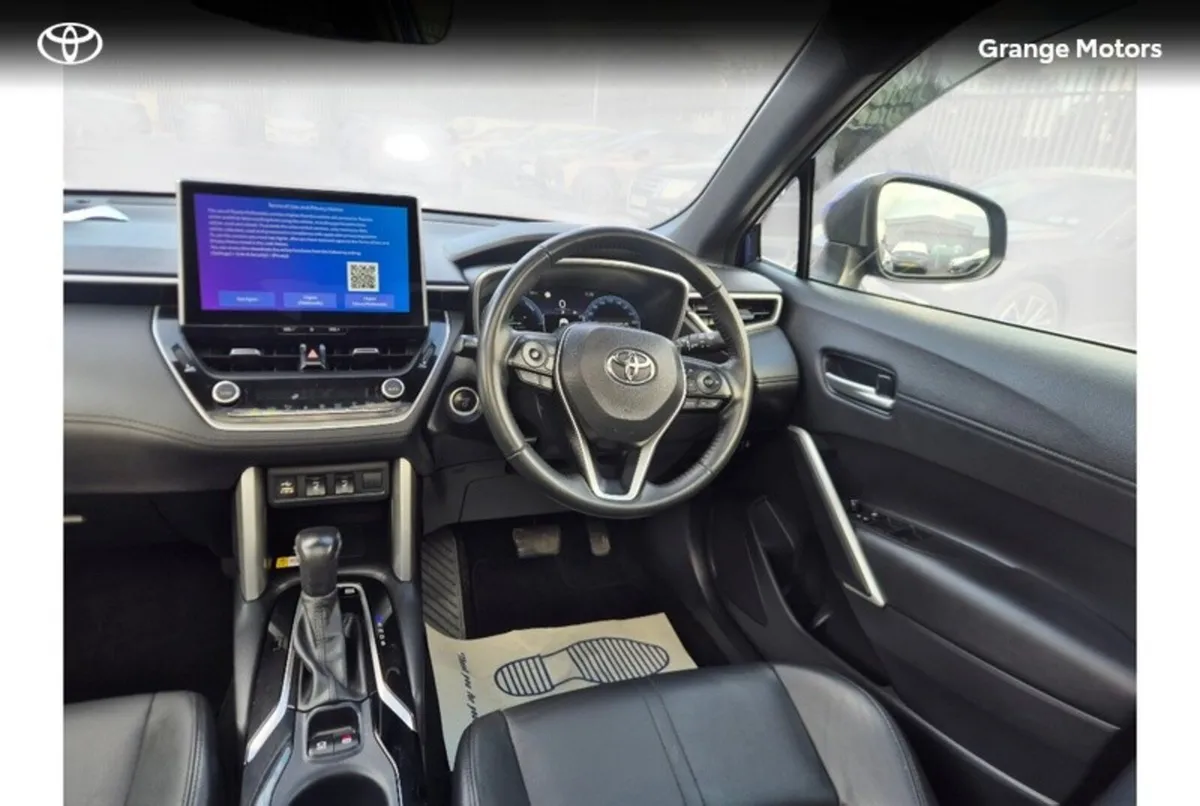 Toyota Corolla Cross Hatchback, Petrol Hybrid, 2024, Blue