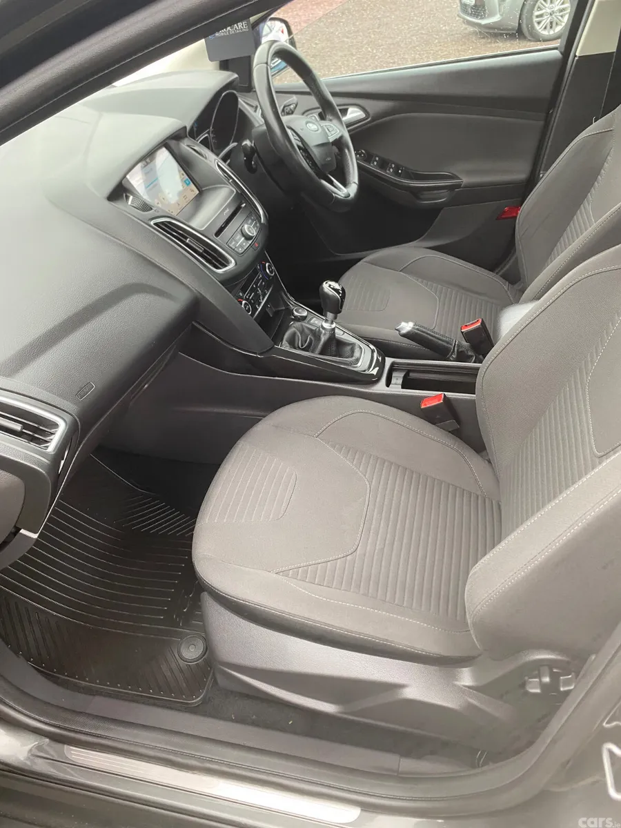 Ford Focus Saloon, Diesel, 2018, Grey