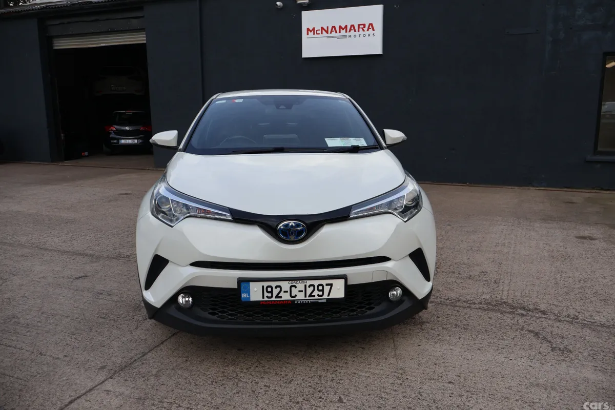Toyota C-HR Hatchback, Petrol Hybrid, 2019, White