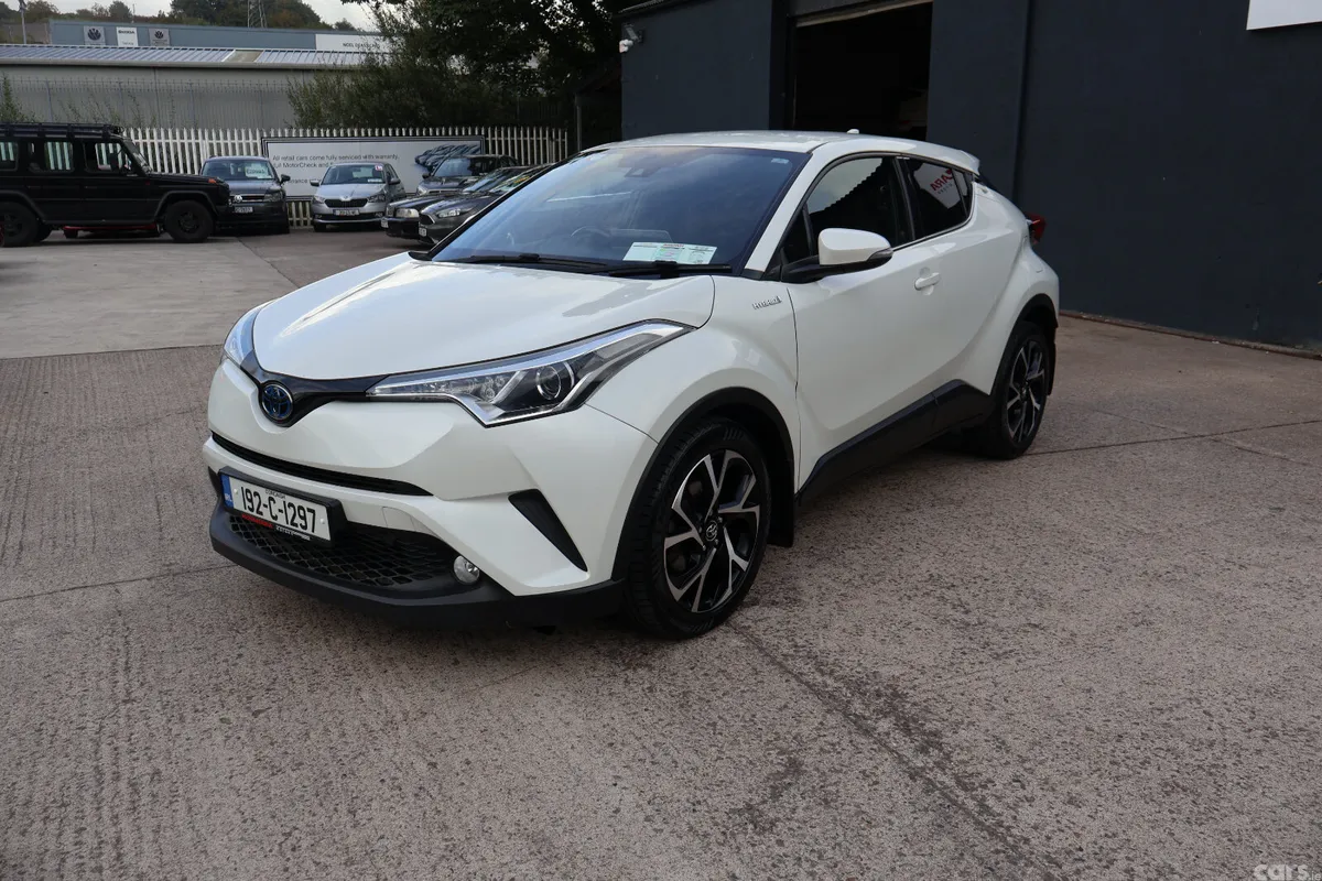 Toyota C-HR Hatchback, Petrol Hybrid, 2019, White