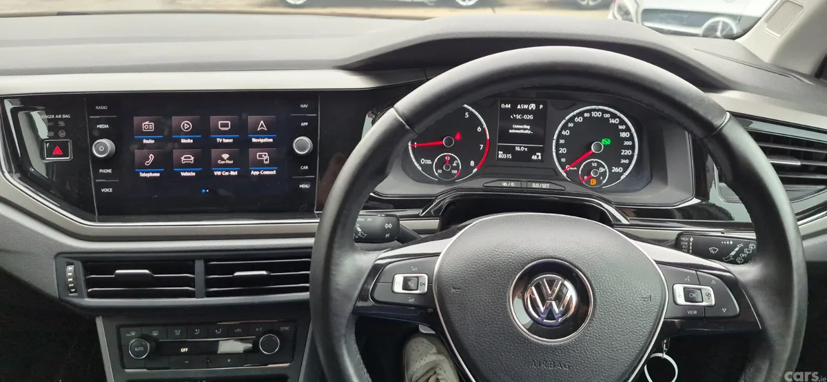 Volkswagen Polo Hatchback, Petrol, 2018, White