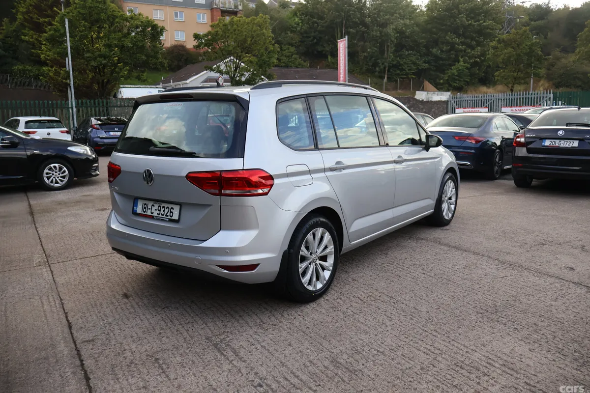 Volkswagen Touran MPV, Diesel, 2018, Grey