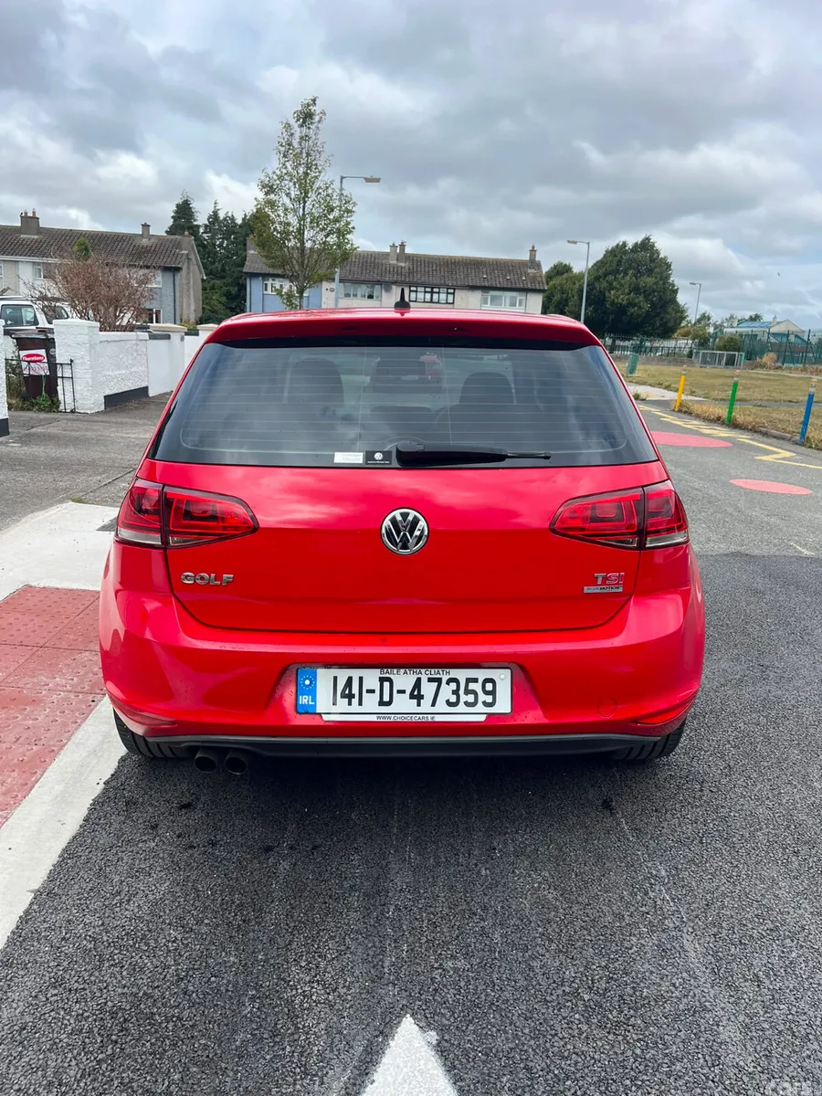 Volkswagen Golf Hatchback, Petrol, 2014, Red