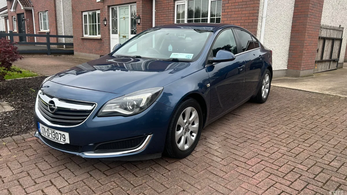 Opel Insignia Saloon, Diesel, 2017, Blue
