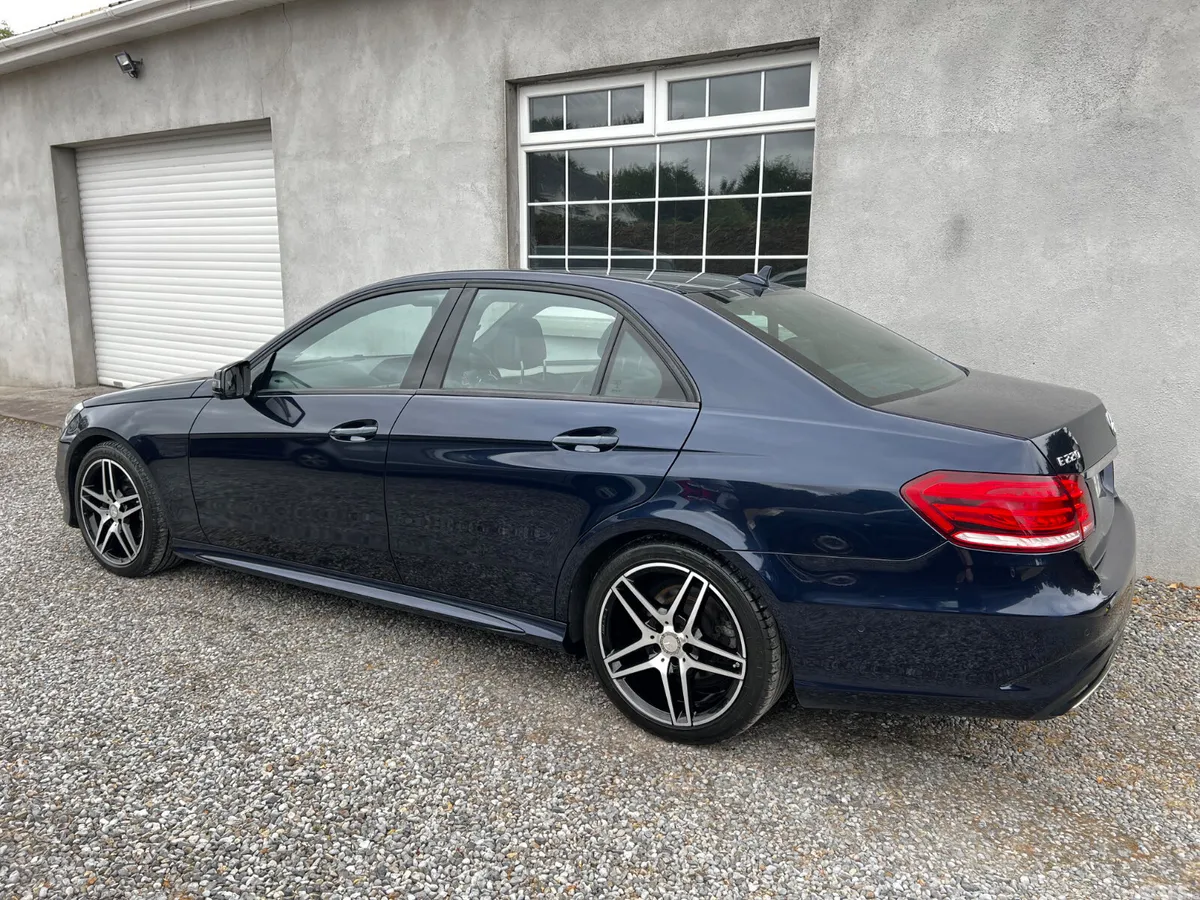 Mercedes-Benz E-Class Saloon, Diesel, 2016, Blue