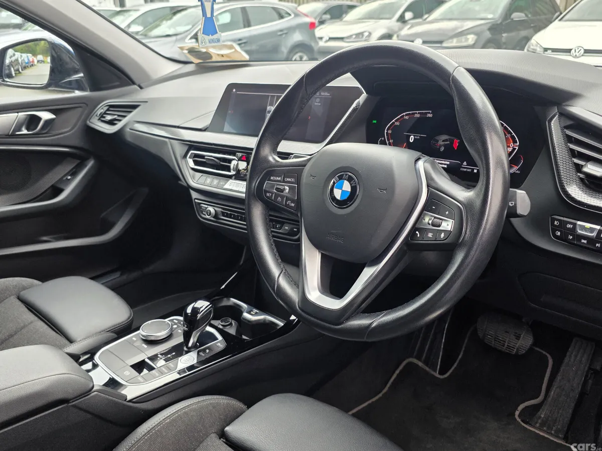 BMW 1-Series Hatchback, Diesel, 2022, Blue