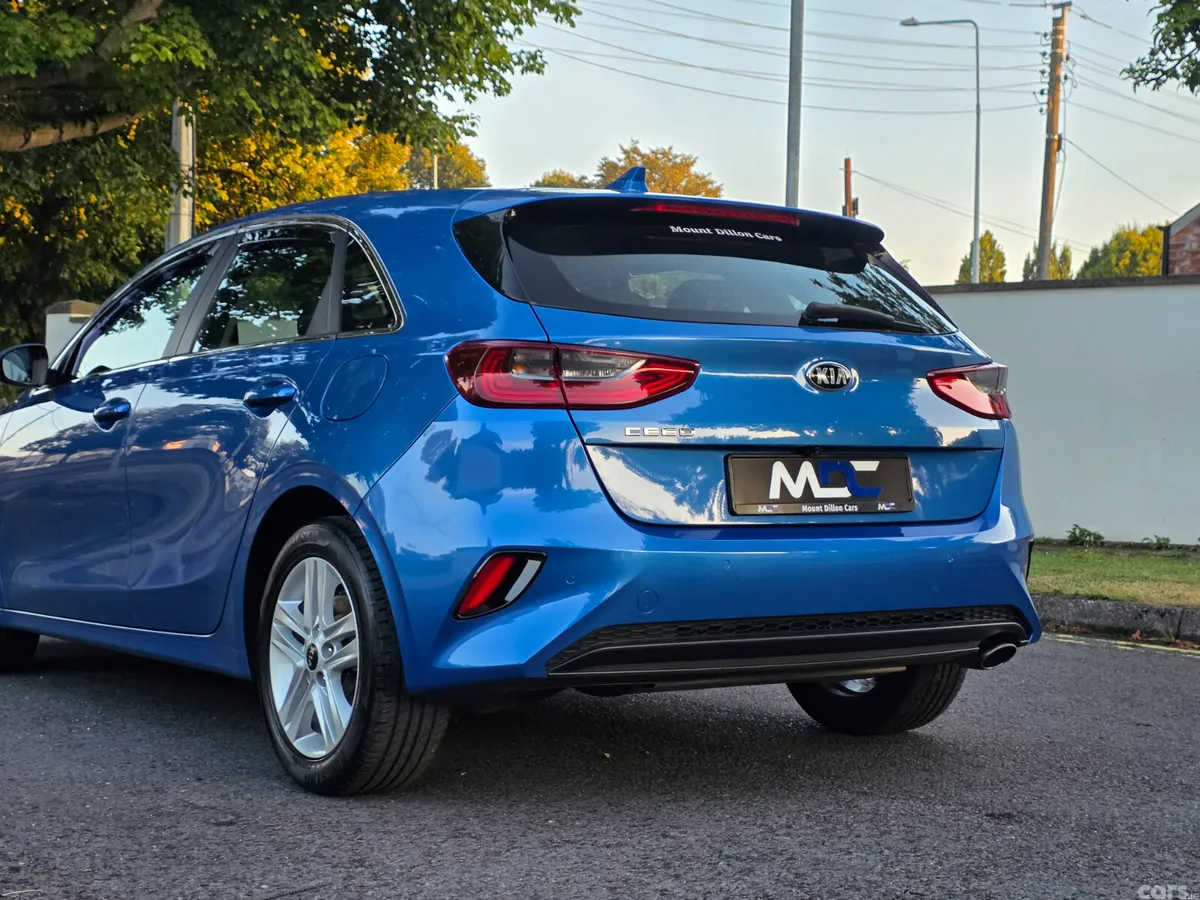 Kia Ceed Hatchback, Petrol, 2018, Blue