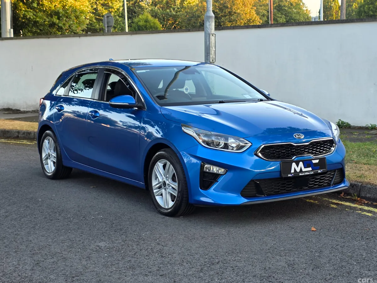 Kia Ceed Hatchback, Petrol, 2018, Blue
