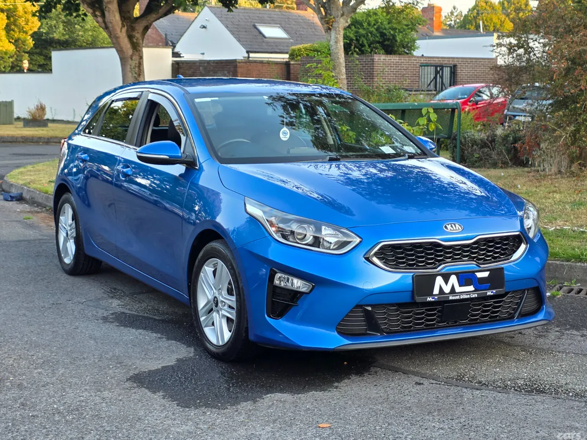 Kia Ceed Hatchback, Petrol, 2018, Blue
