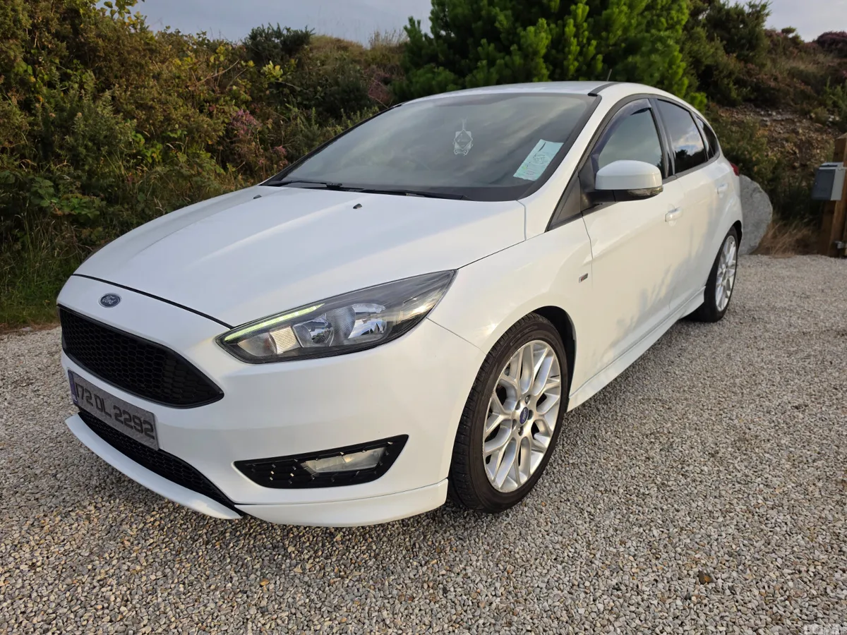 Ford Focus Hatchback, Diesel, 2017, White
