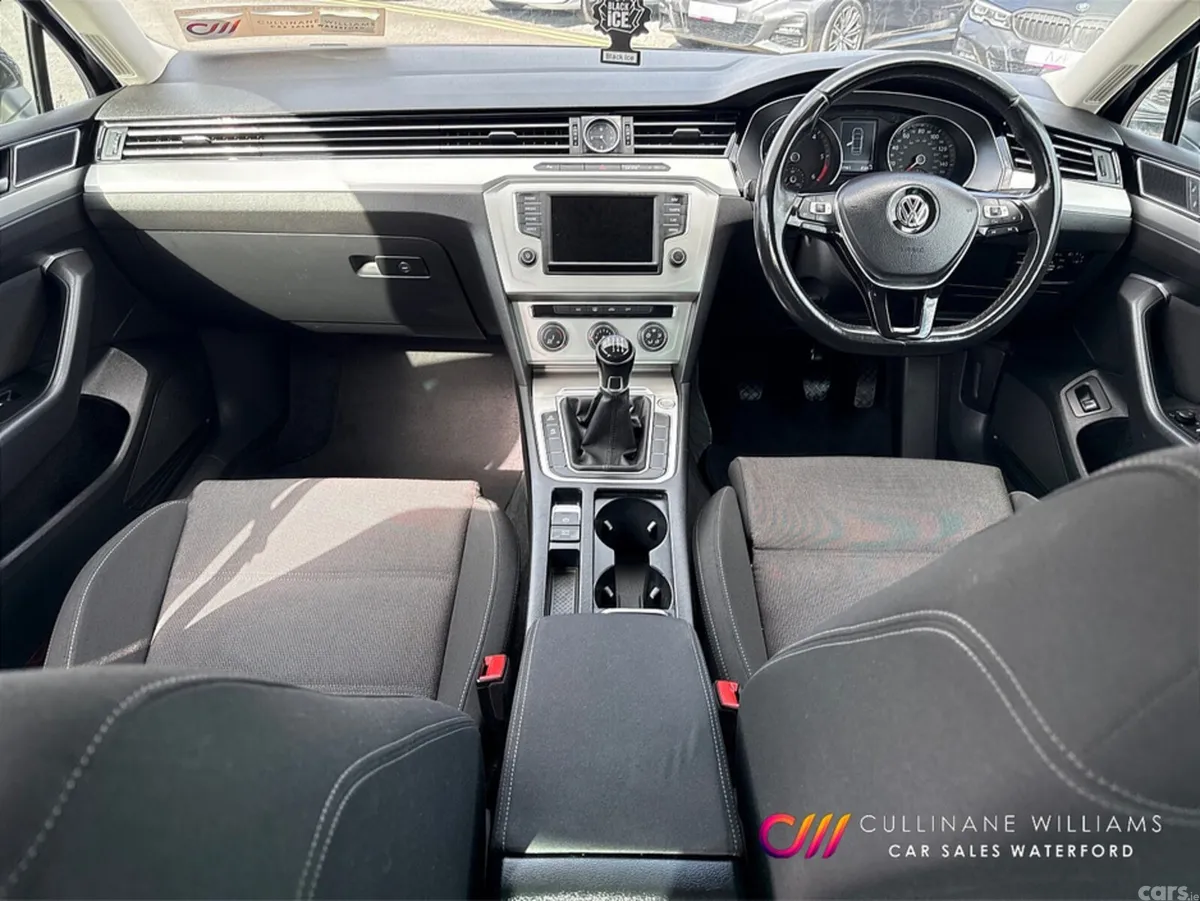 Volkswagen Passat Saloon, Diesel, 2018, Black