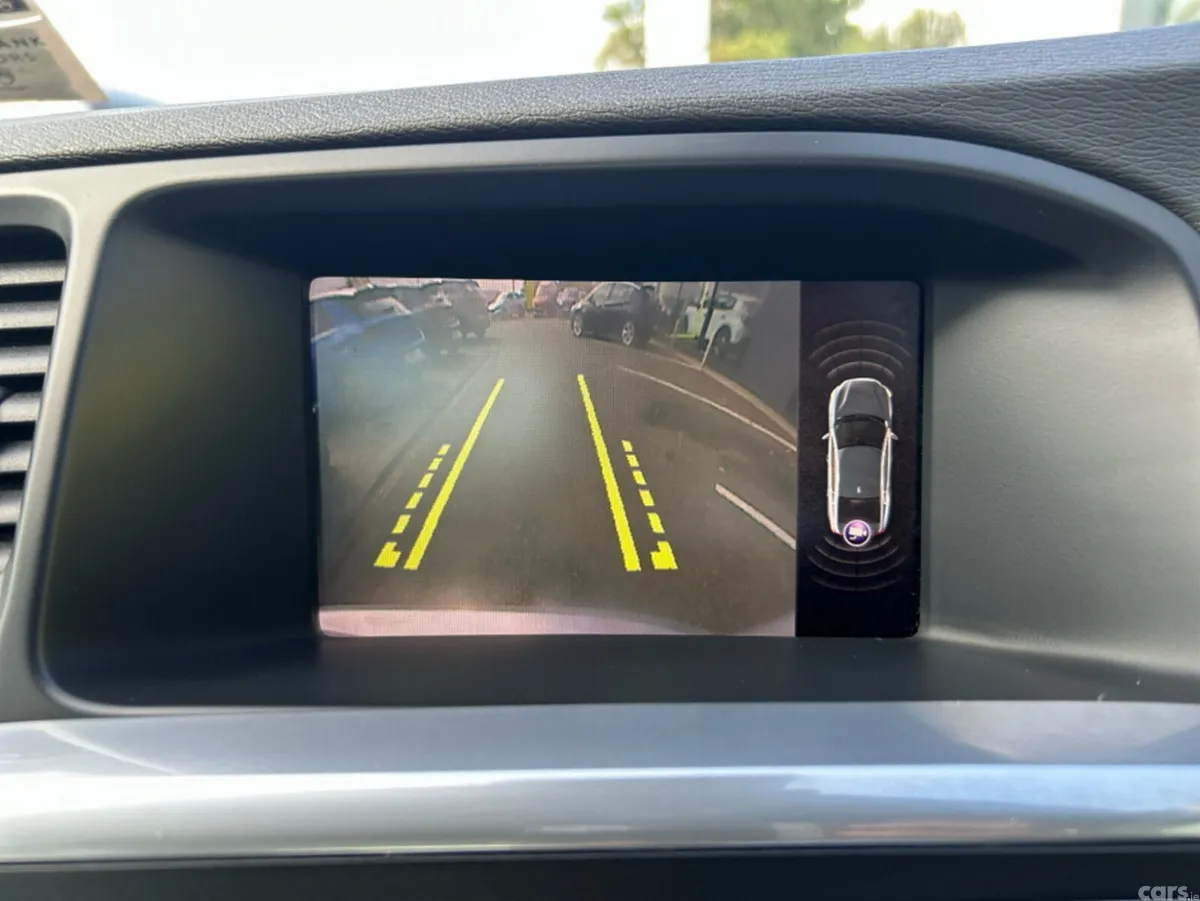 Volvo S60 Saloon, Diesel, 2019, Grey