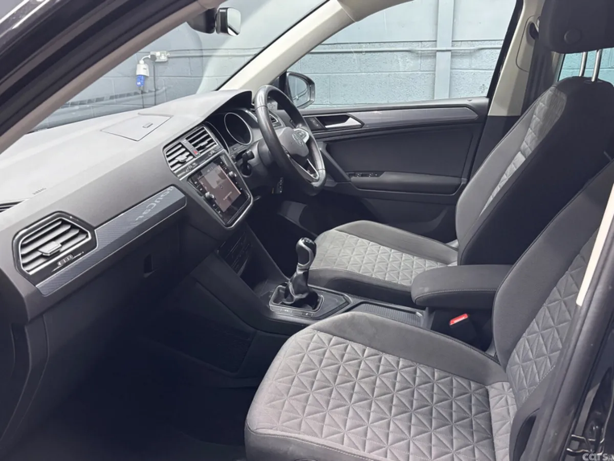 Volkswagen Tiguan SUV, Diesel, 2023, Black