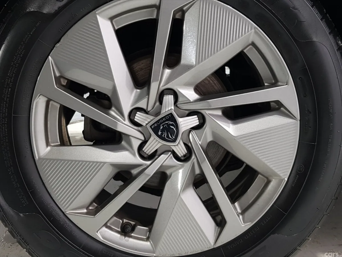 Peugeot 408 Hatchback, Petrol, 2023, Grey