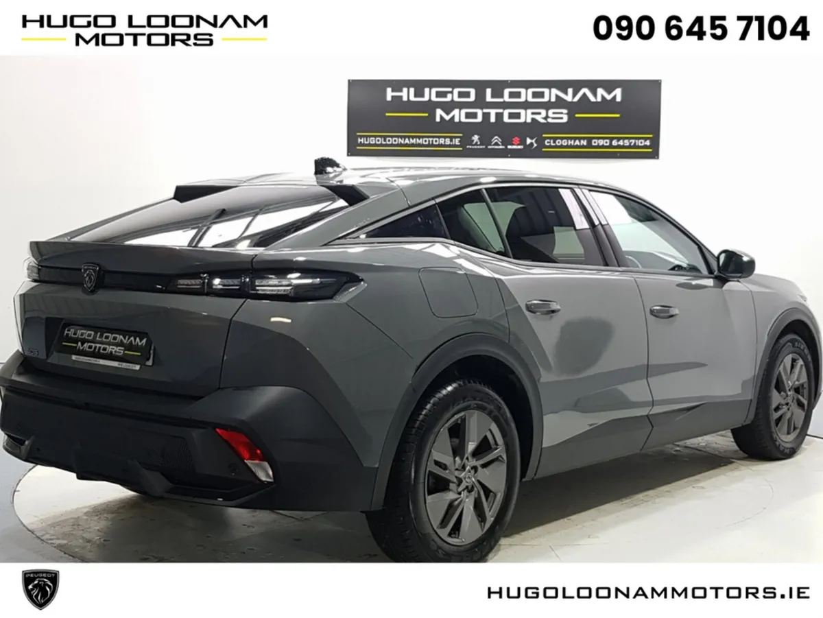 Peugeot 408 Hatchback, Petrol, 2023, Grey