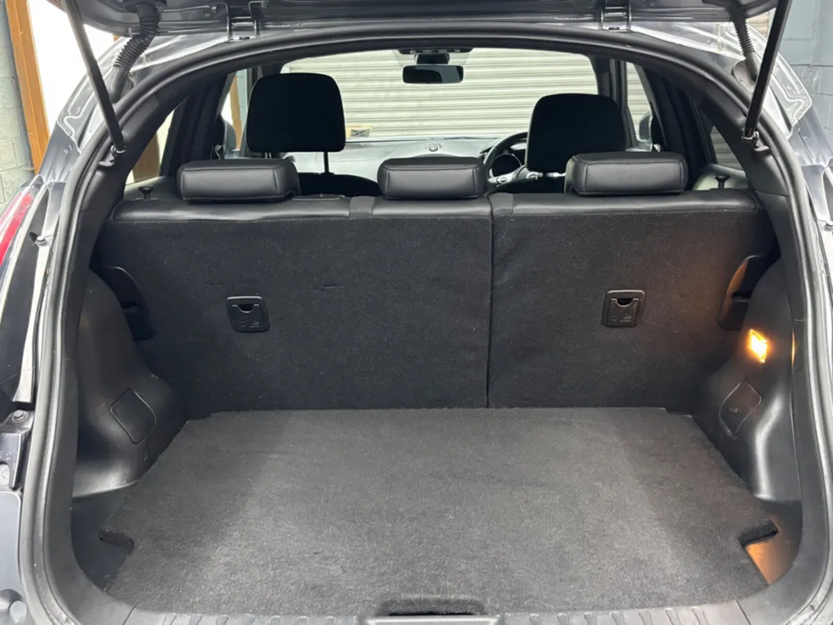 Nissan Juke MPV, Petrol, 2018, Grey