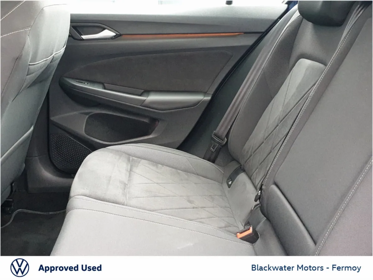 Volkswagen Golf Estate, Diesel, 2024, Blue
