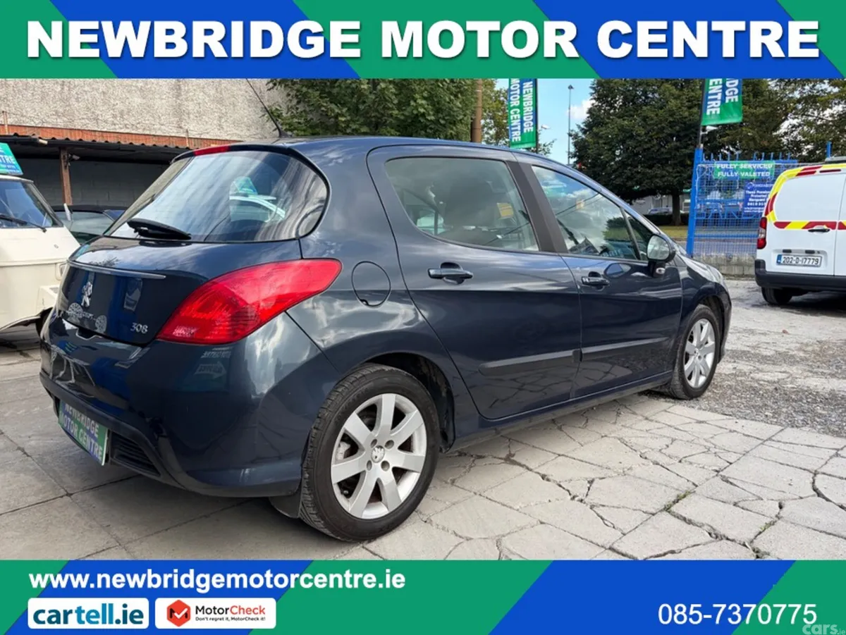 Peugeot 308 Hatchback, Diesel, 2013, Blue