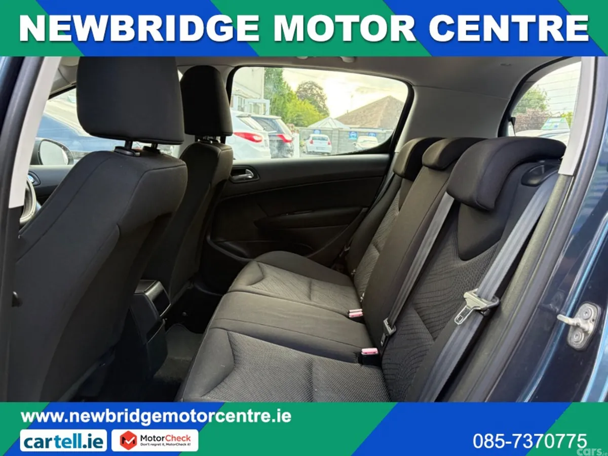 Peugeot 308 Hatchback, Diesel, 2013, Blue