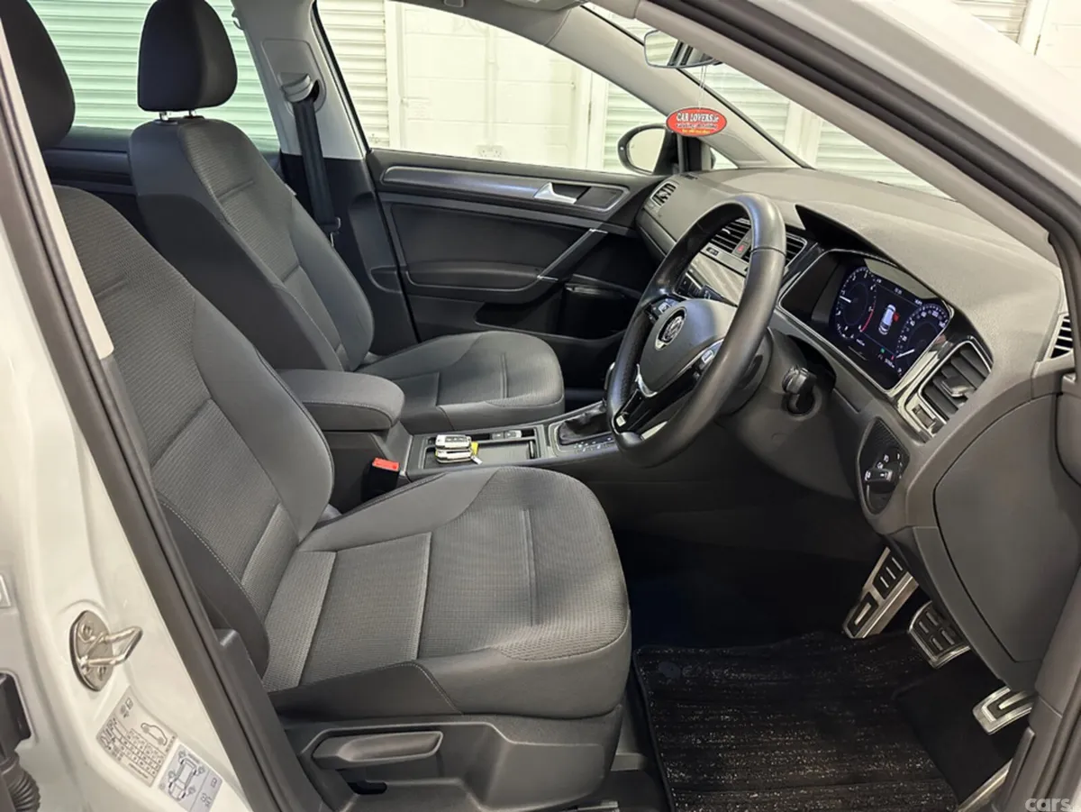 Volkswagen Golf Hatchback, Diesel, 2020, White