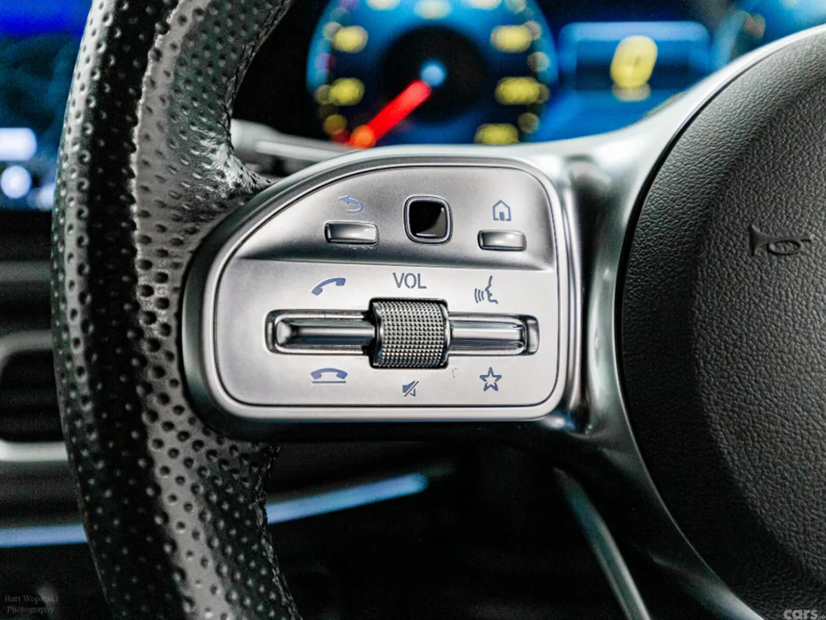 Mercedes-Benz GLE SUV, Diesel Plug-in Hybrid, 2022, Blue