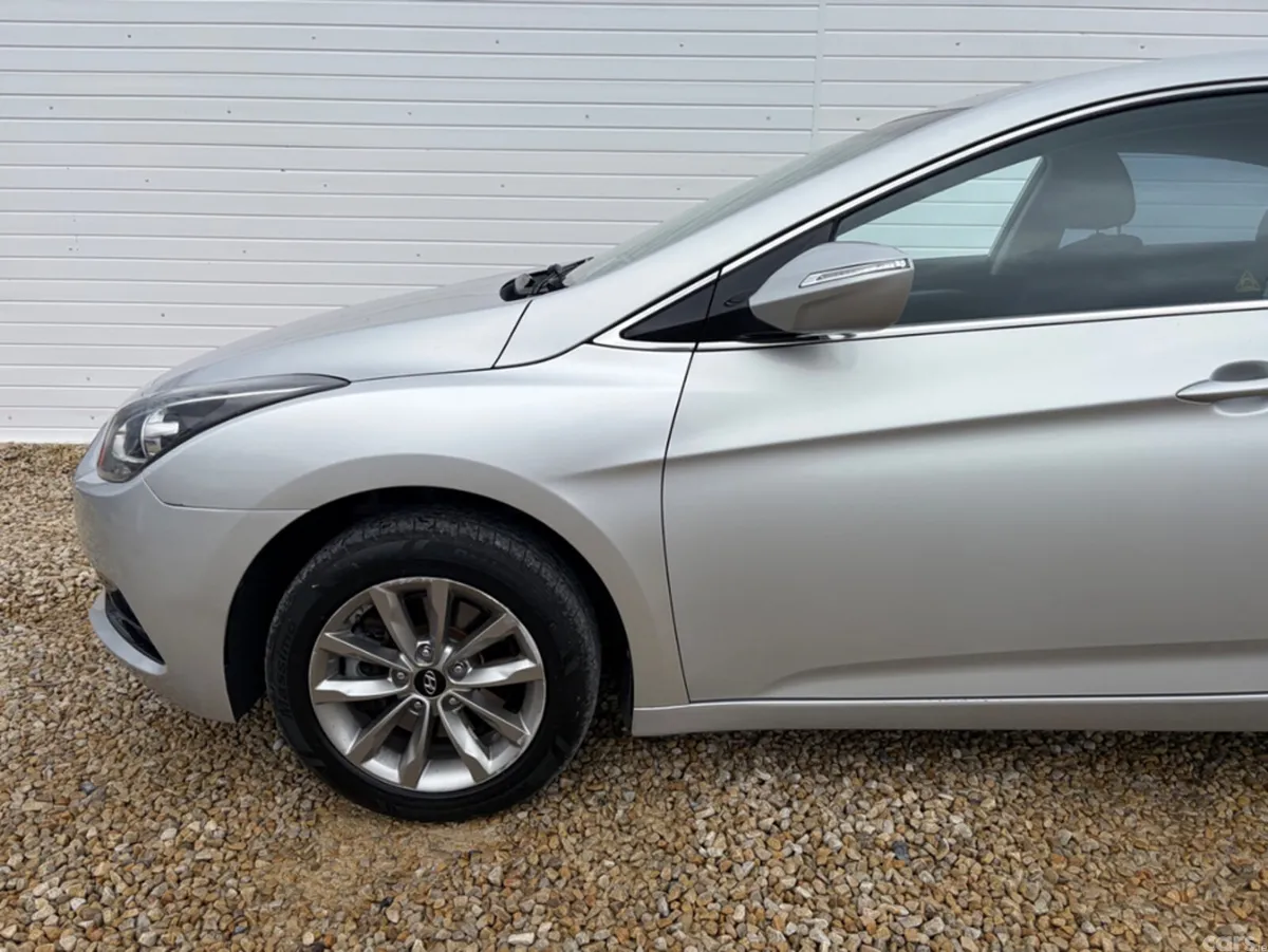 Hyundai i40 Saloon, Diesel, 2015, Silver