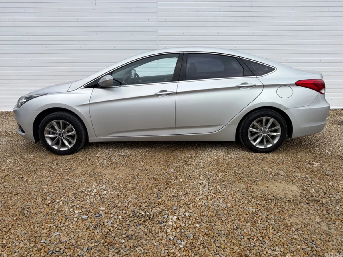 Hyundai i40 Saloon, Diesel, 2015, Silver