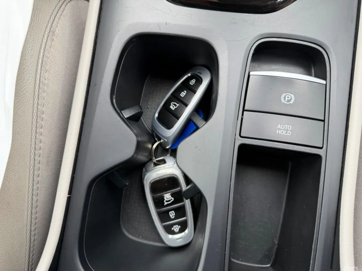 Hyundai Tucson MPV, Diesel, 2021, Grey