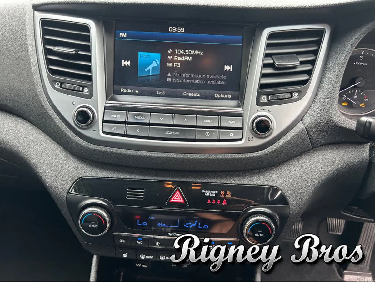 Hyundai Tucson MPV, Diesel, 2016, White