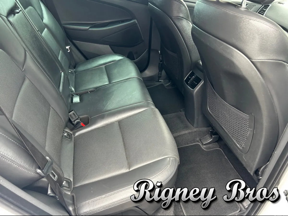 Hyundai Tucson MPV, Diesel, 2016, White