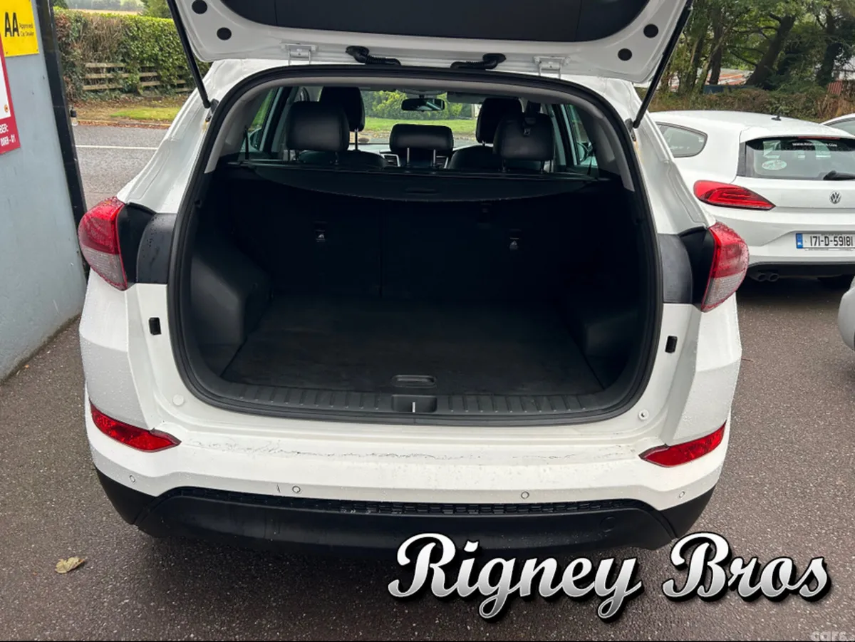 Hyundai Tucson MPV, Diesel, 2016, White