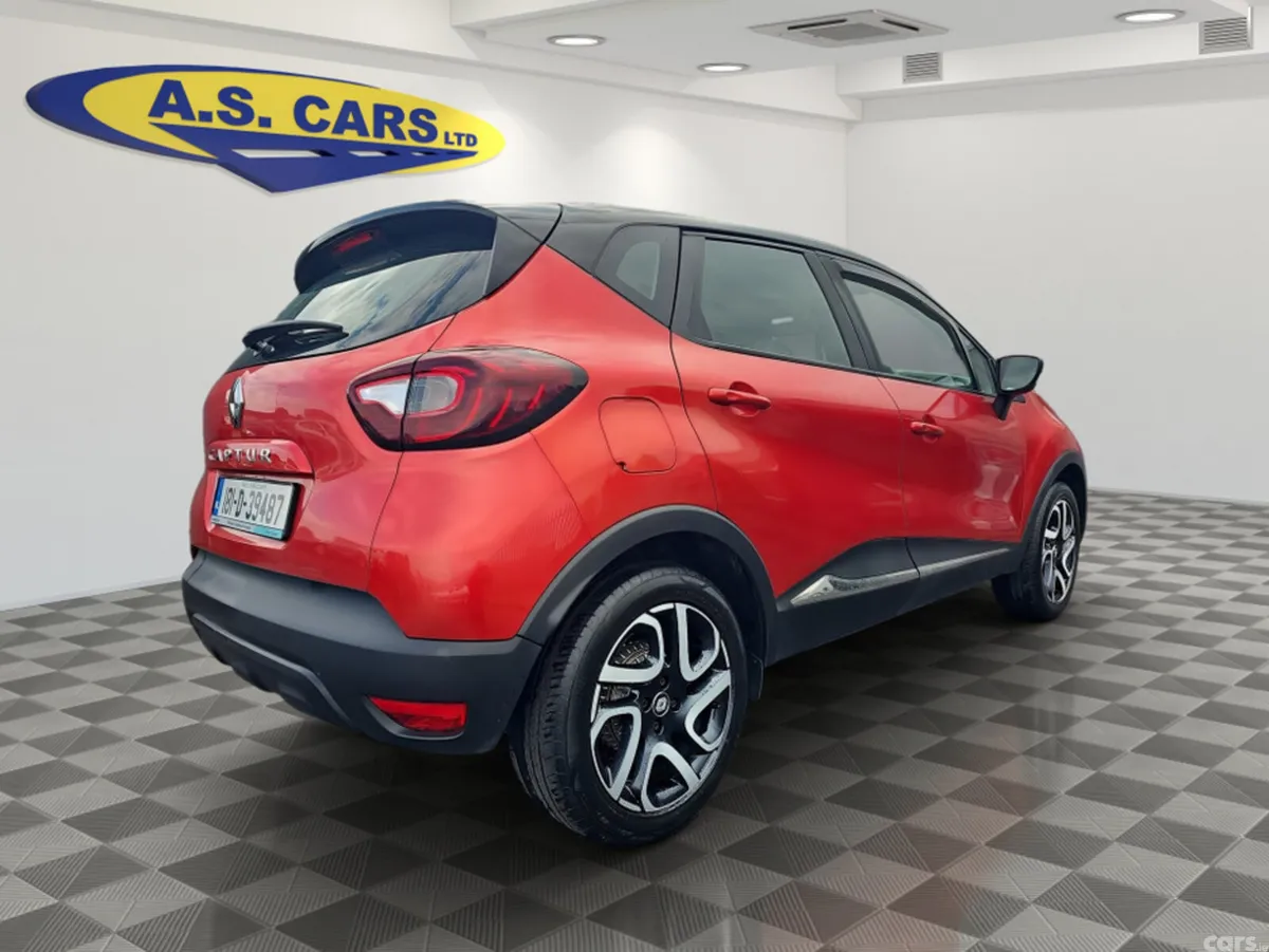 Renault Captur Hatchback, Petrol, 2018, Red