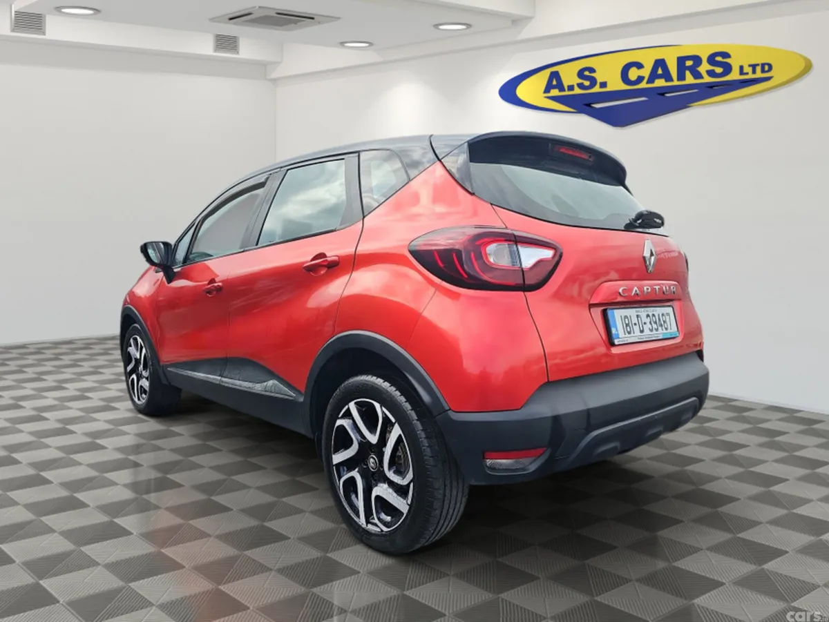 Renault Captur Hatchback, Petrol, 2018, Red