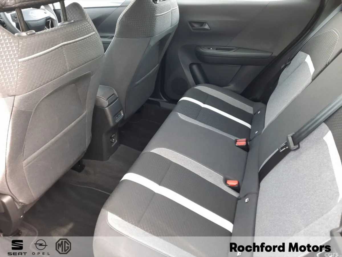 Opel Frontera MPV, Petrol, 2026, Grey