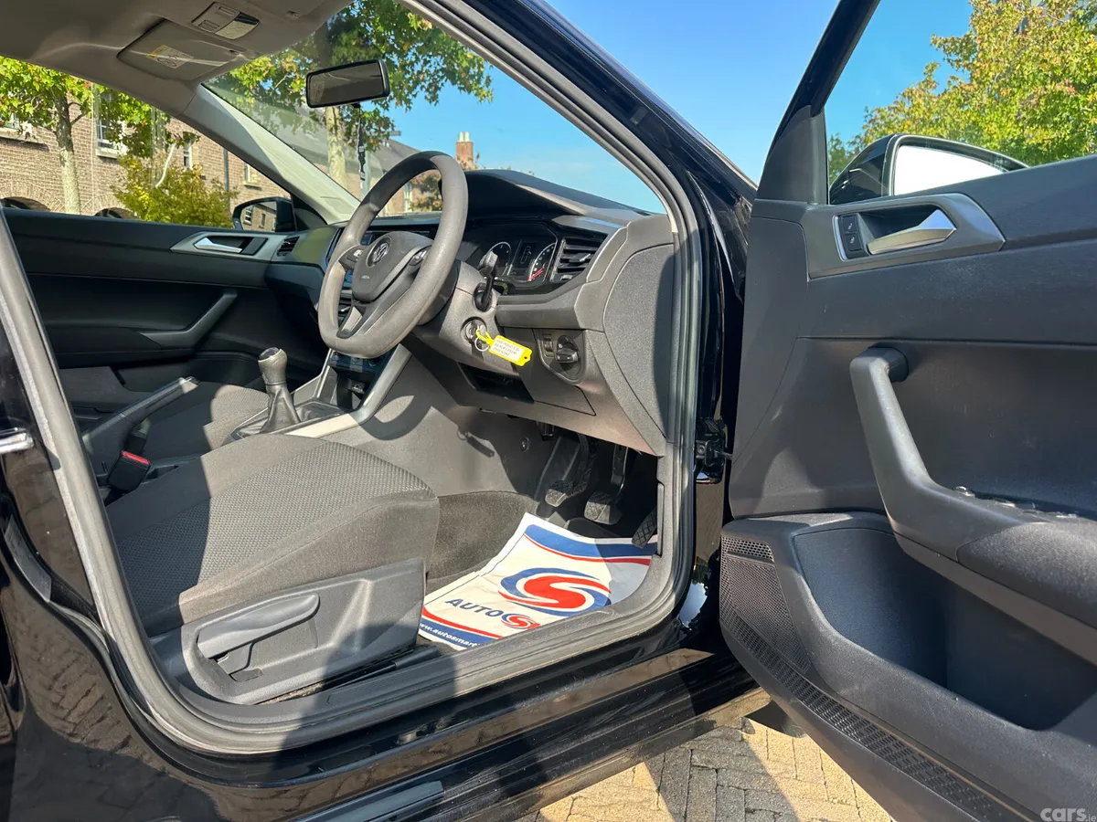 Volkswagen Polo Hatchback, Diesel, 2019, Black