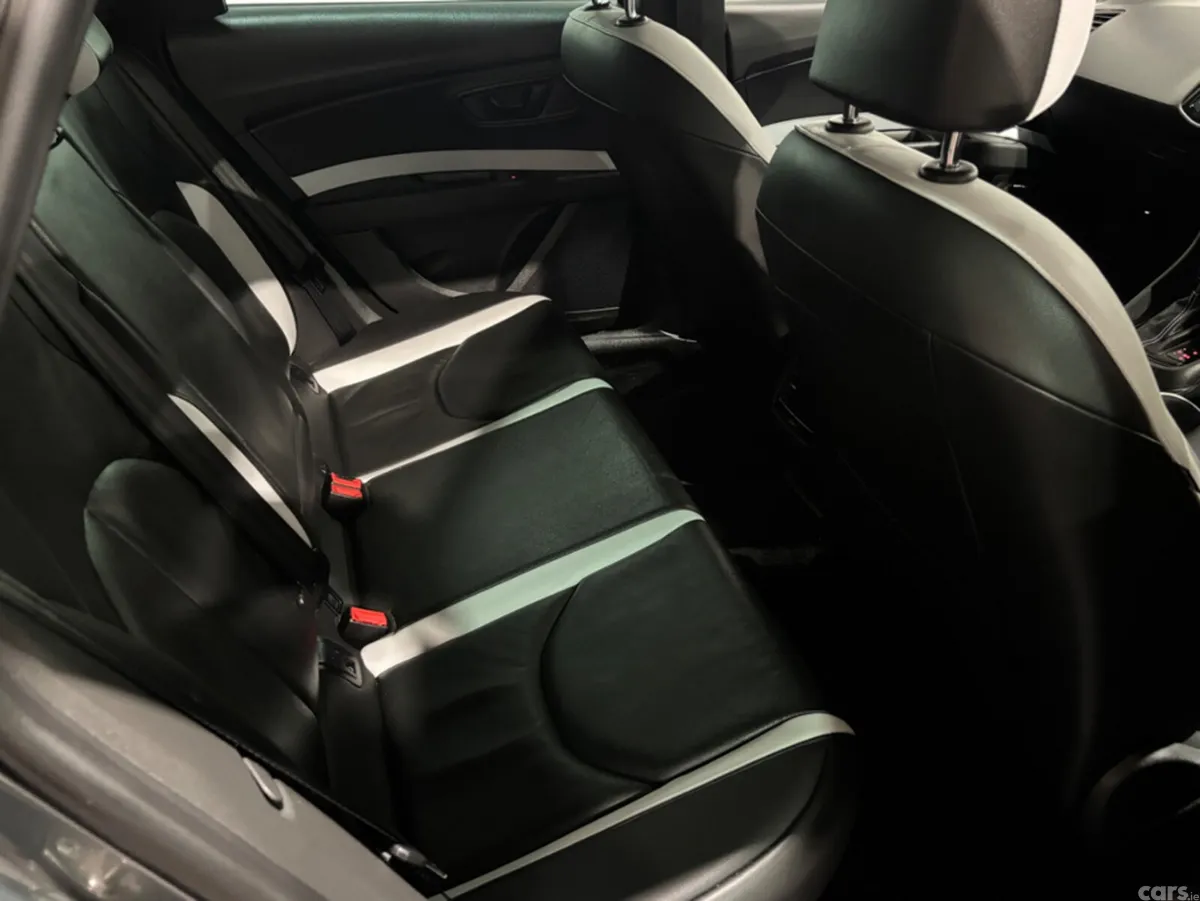SEAT Leon Estate, Petrol, 2015, Grey