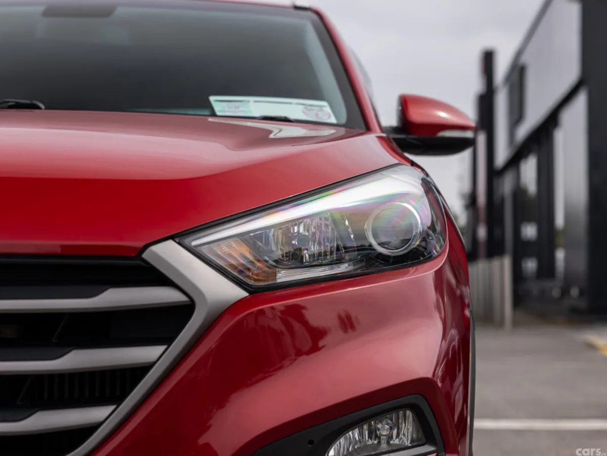 Hyundai Tucson MPV, Diesel, 2017, Red