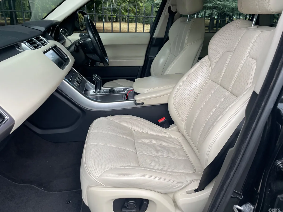 Land Rover Range Rover Sport SUV, Diesel, 2016, Black