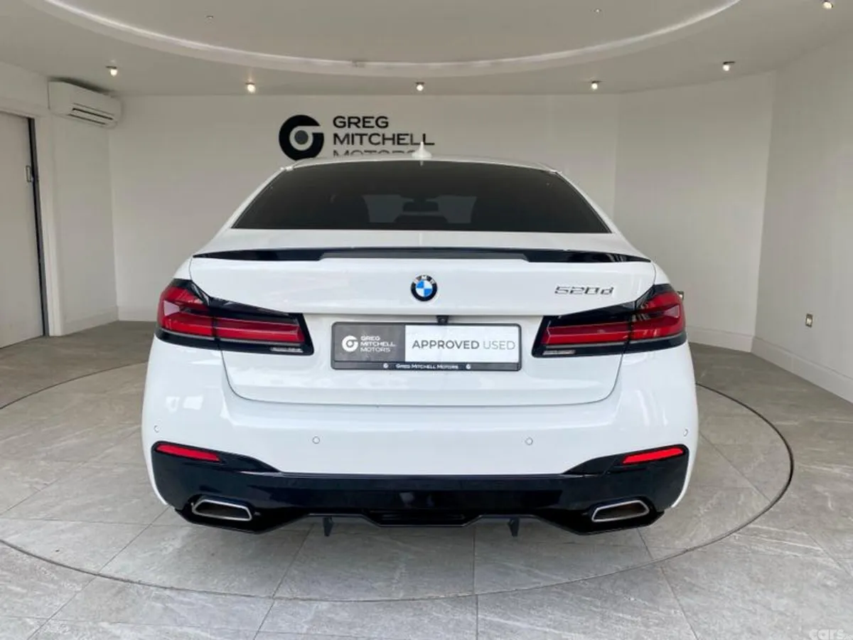 BMW 5-Series Saloon, Diesel Hybrid, 2022, White