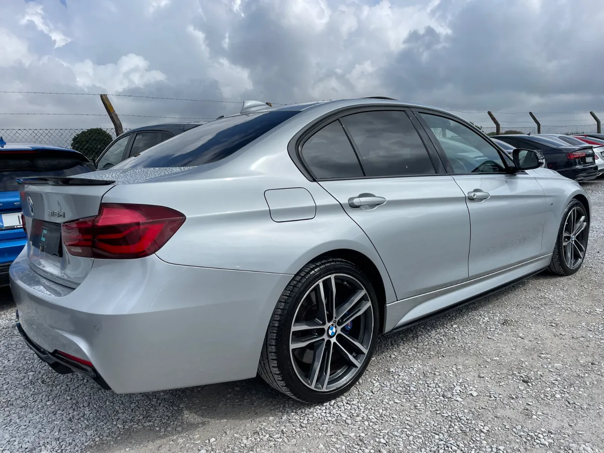 BMW 3-Series Saloon, Diesel, 2018, Silver
