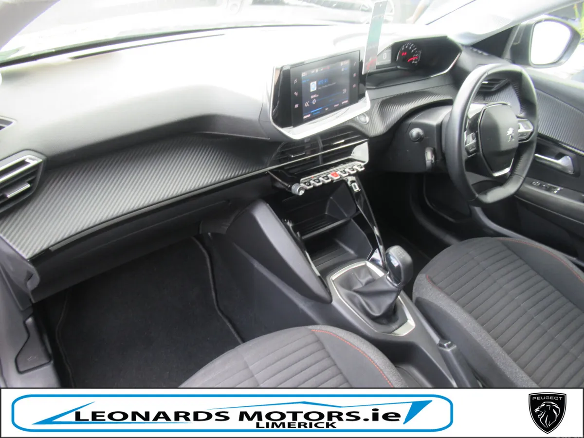 Peugeot 208 Hatchback, Petrol, 2022, Grey