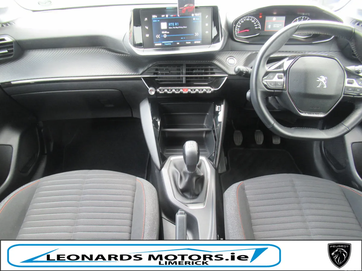 Peugeot 208 Hatchback, Petrol, 2022, Grey