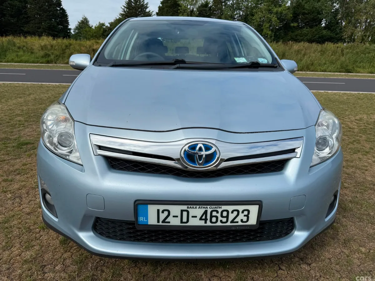 Toyota Auris Hatchback, Petrol Hybrid, 2012, Blue